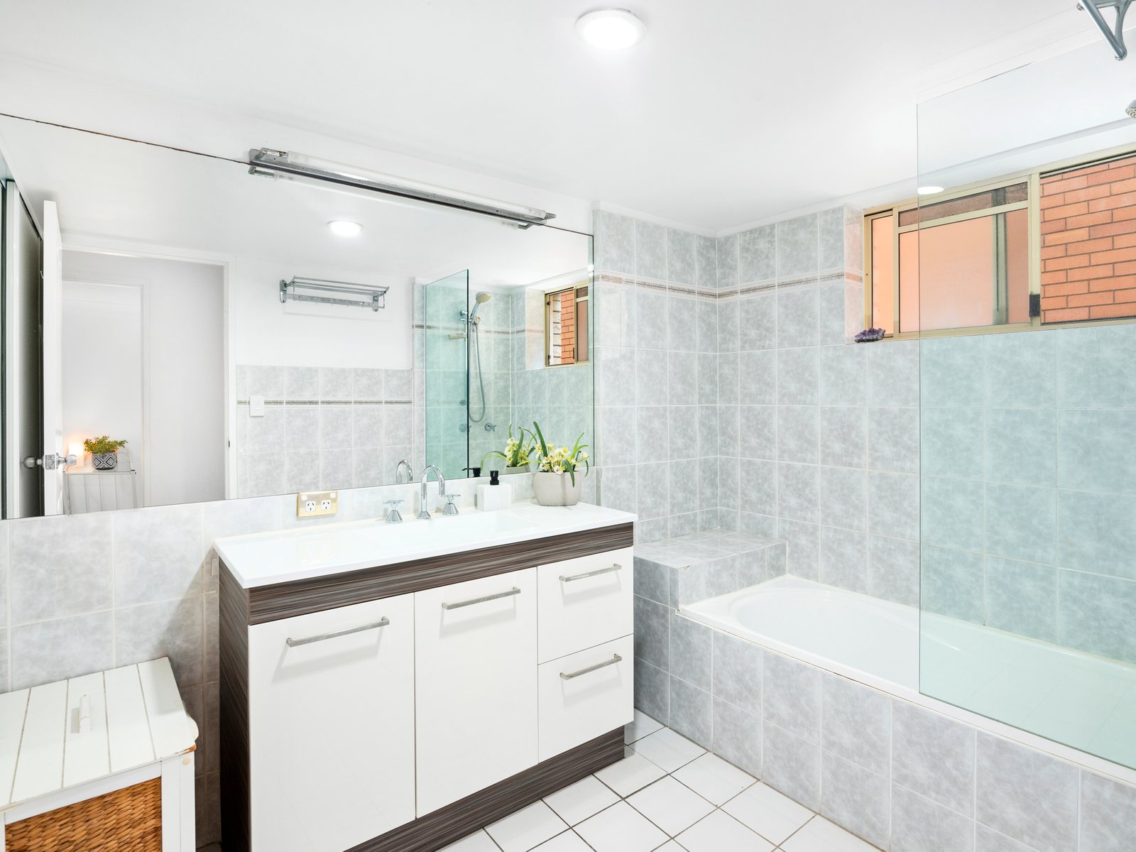 1/13 Hillcrest Avenue TUGUN 15