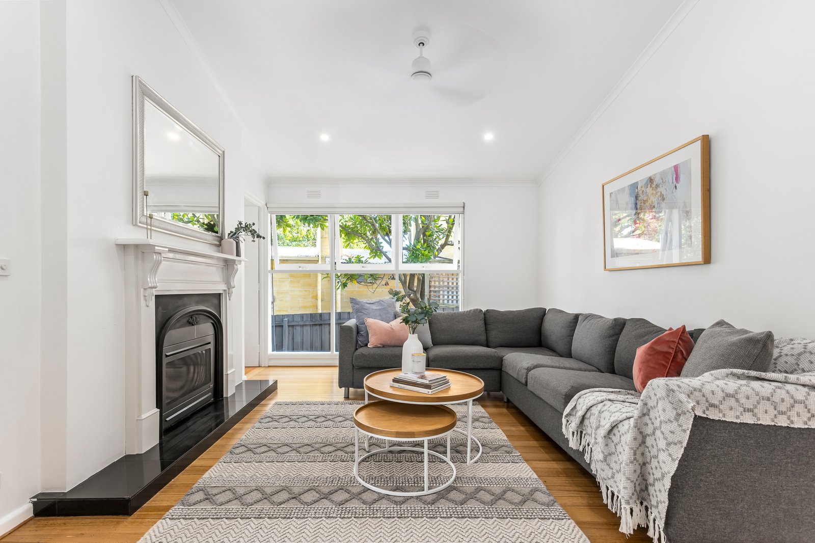 Gallery: 1/13 Hume Street