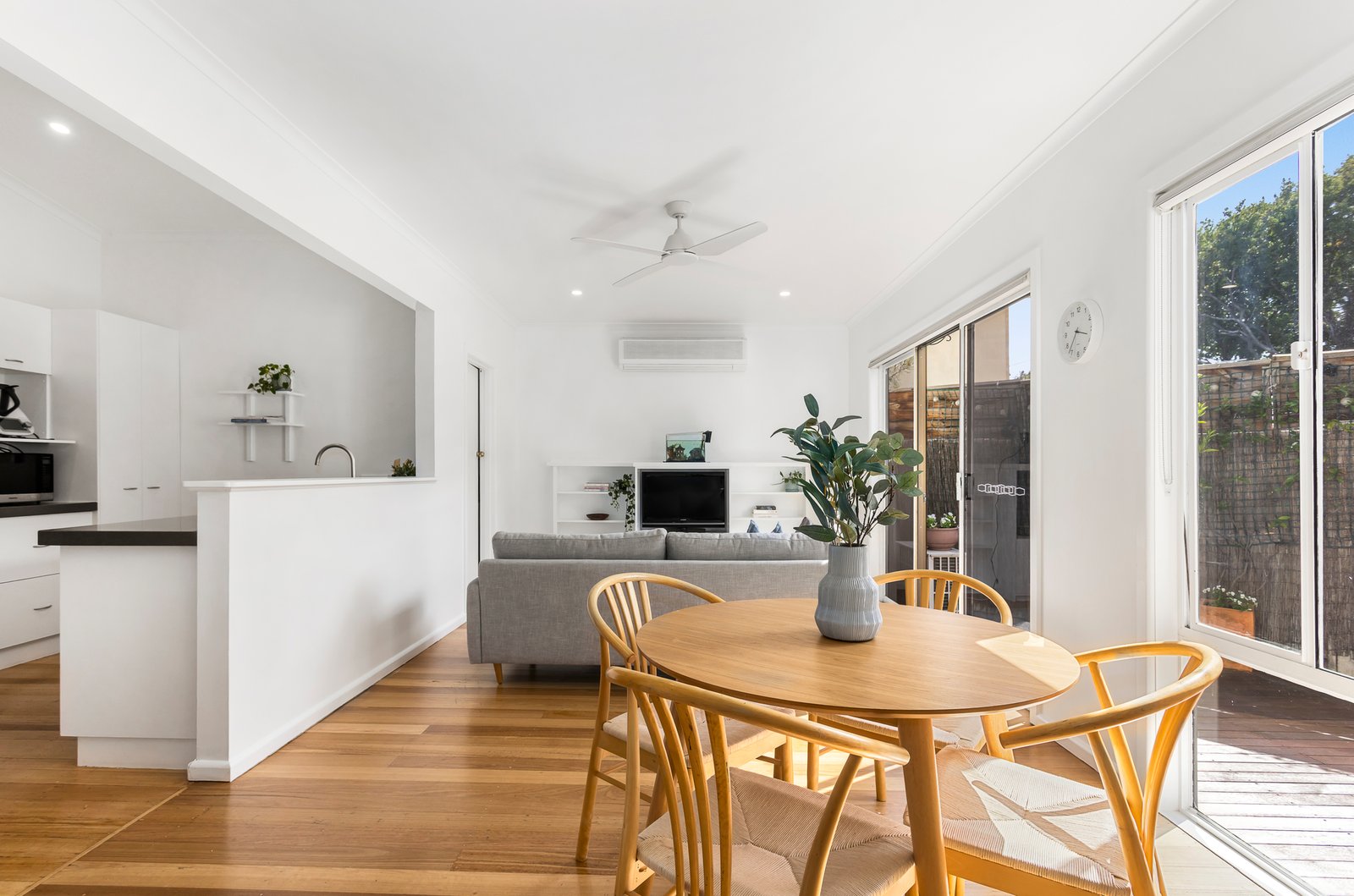 Gallery: 1/13 Hume Street