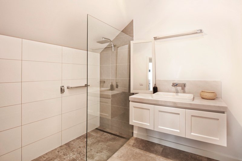 Real Estate and Property in 1/13 Jeffreys Street, Woodend, VIC