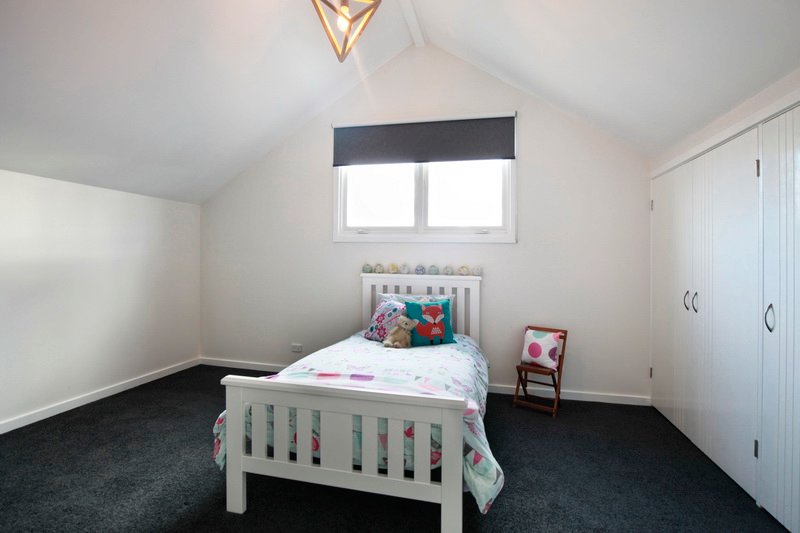 Real Estate and Property in 1/13 Jeffreys Street, Woodend, VIC