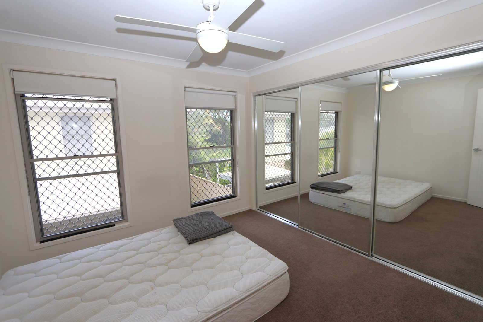 1/13 Jowett Street COOMERA 9