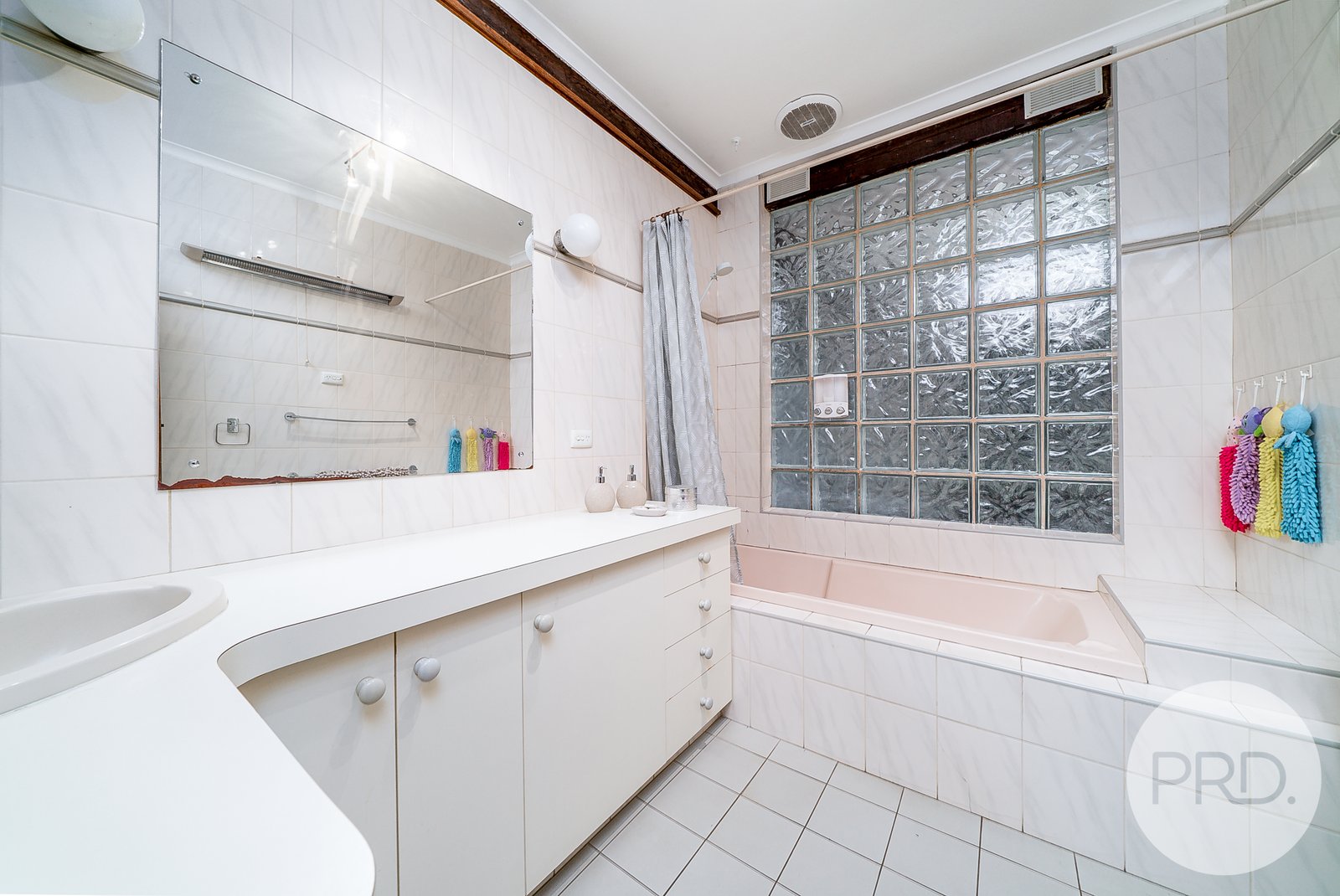113 Lake Albert Road WAGGA WAGGA 9