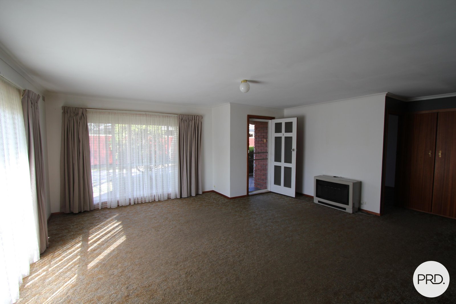 1/13 Langstaffe Drive WENDOUREE 2