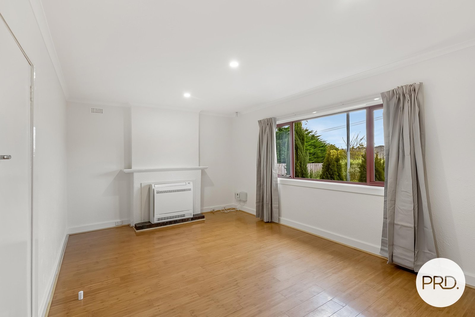 1/13 Lewan Avenue KINGSTON 2