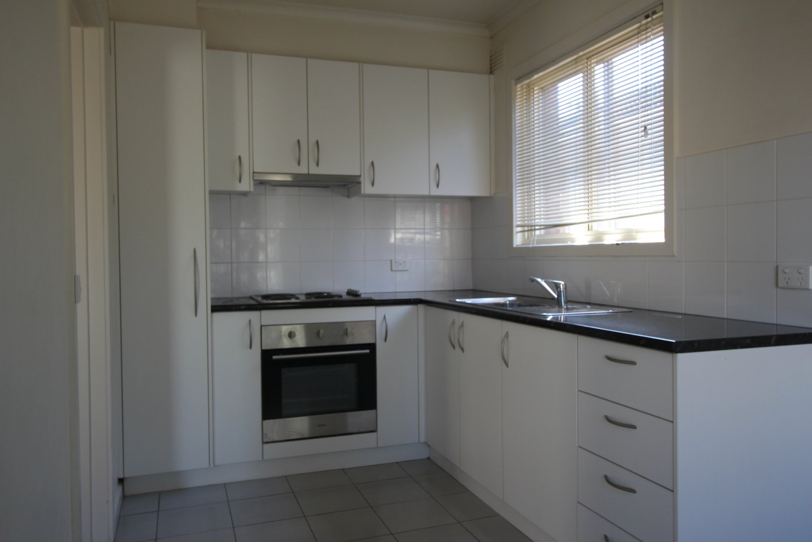 Gallery: 1/13 Lower Dandenong Road