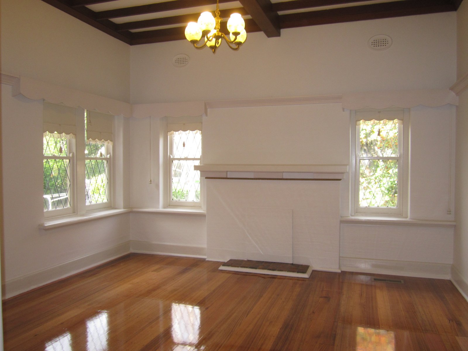 Gallery: 113 Oakleigh Road