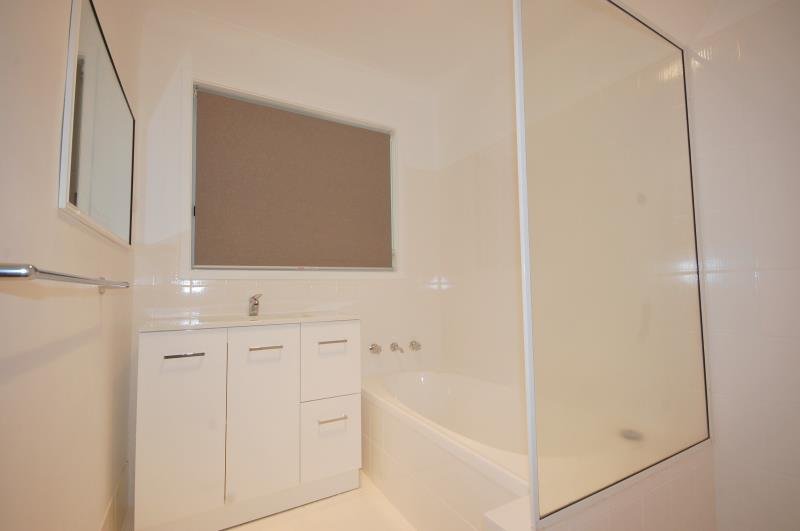 113 Raye Street TOLLAND 6