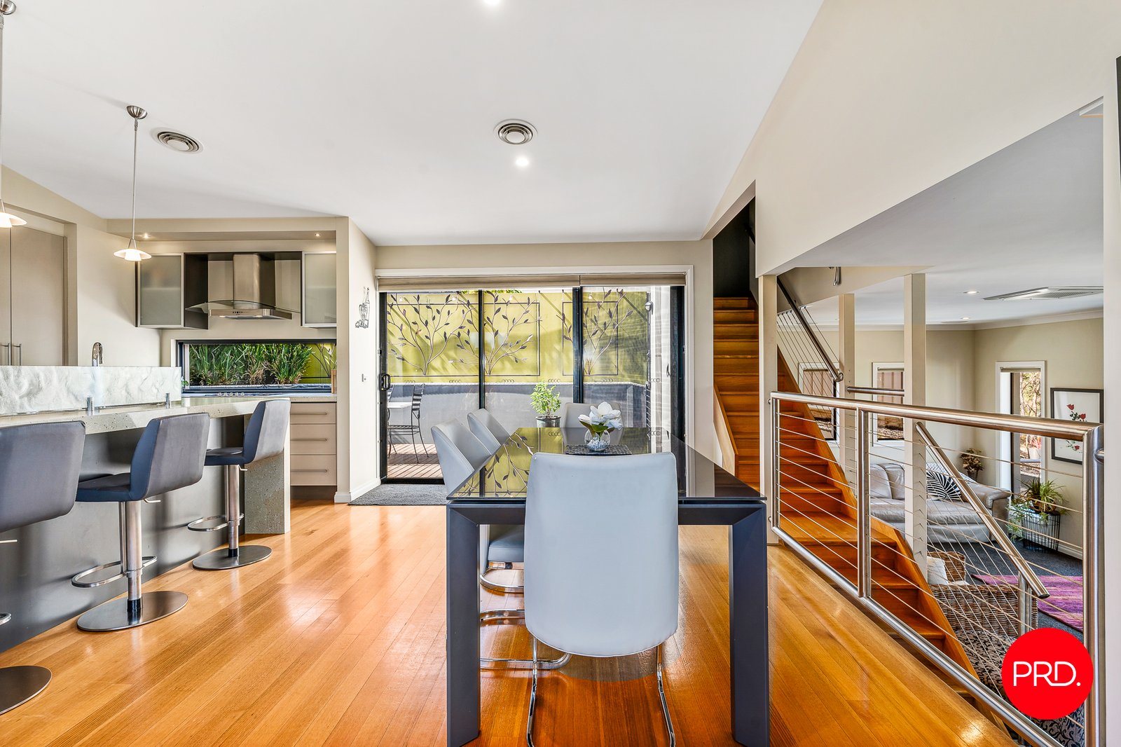 1/13 Roslyn Court KENNINGTON 13