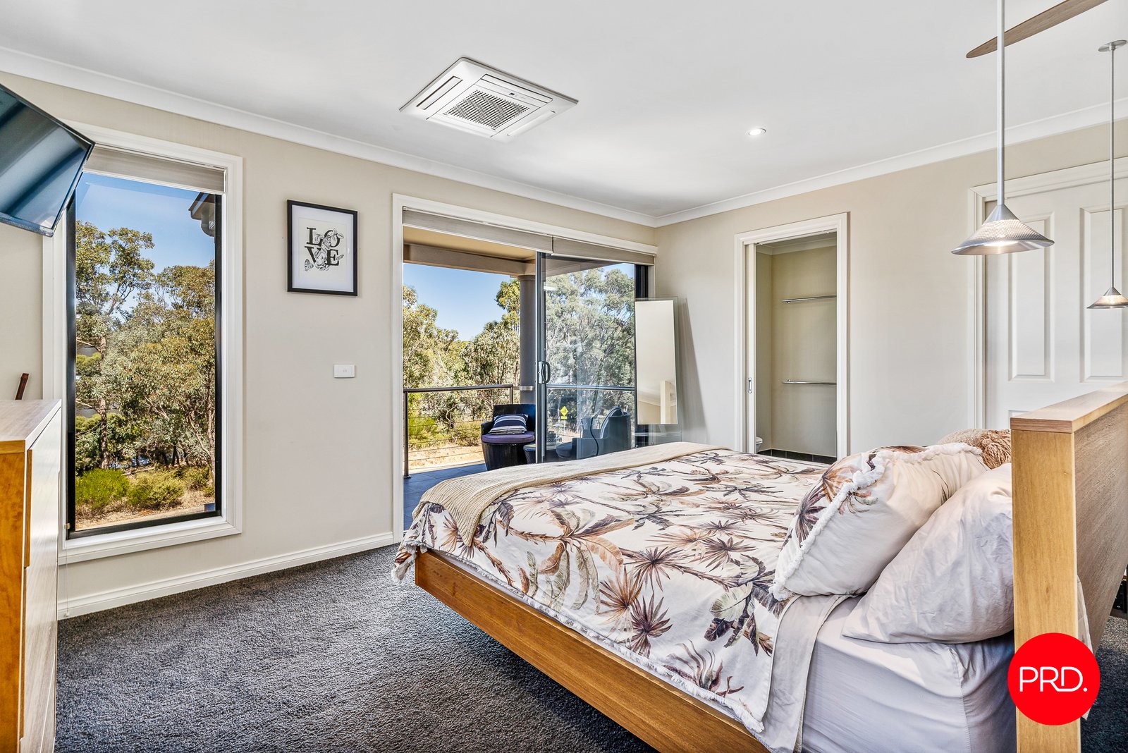 1/13 Roslyn Court KENNINGTON 15