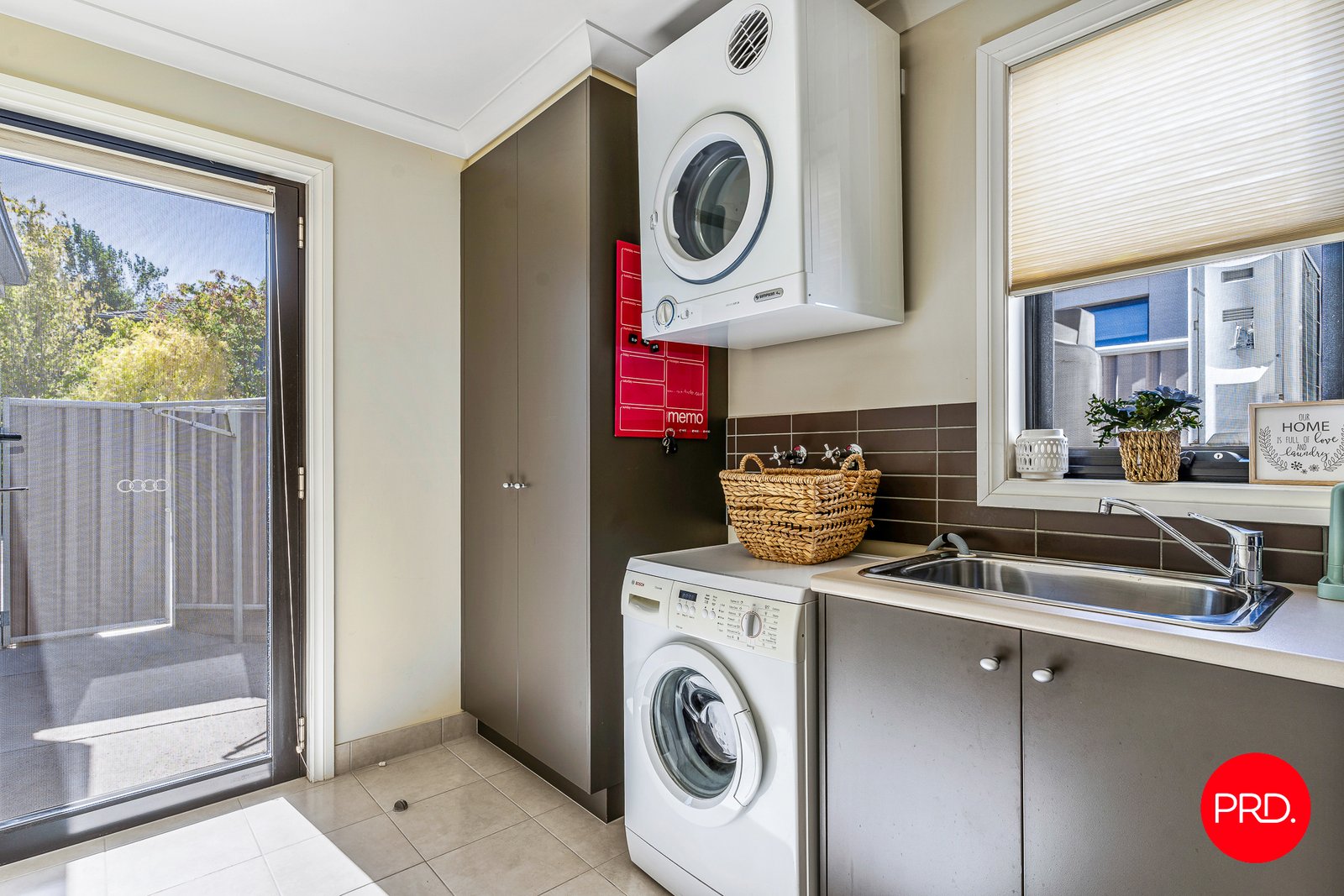 1/13 Roslyn Court KENNINGTON 20