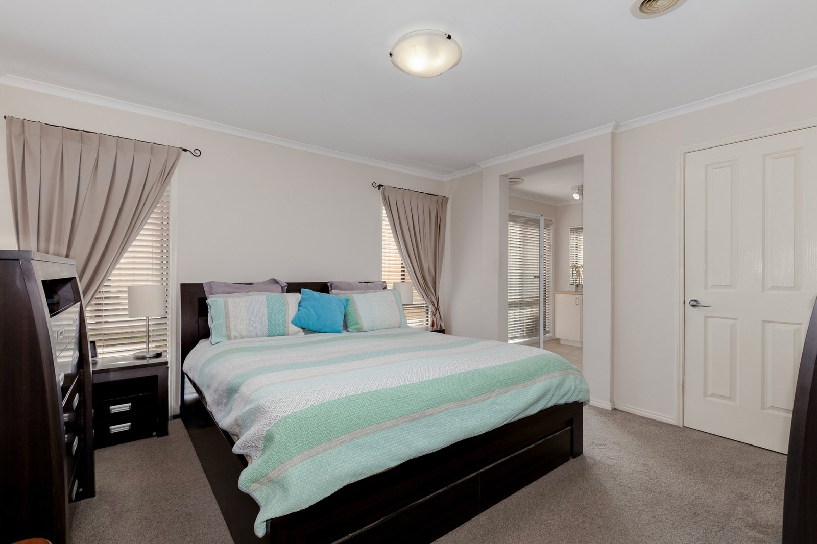Gallery: 113 Roulston Way