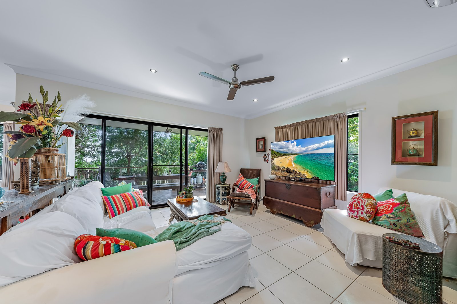 1/13 Ryben Court CANNONVALE 4