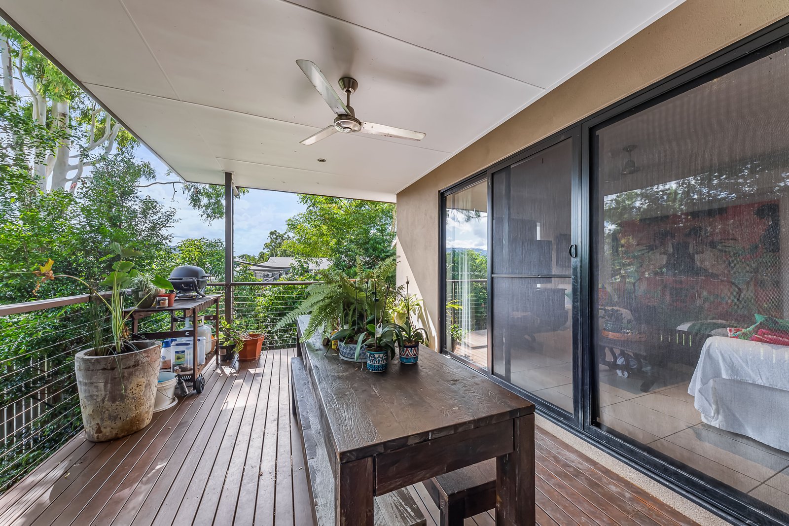 1/13 Ryben Court CANNONVALE 12
