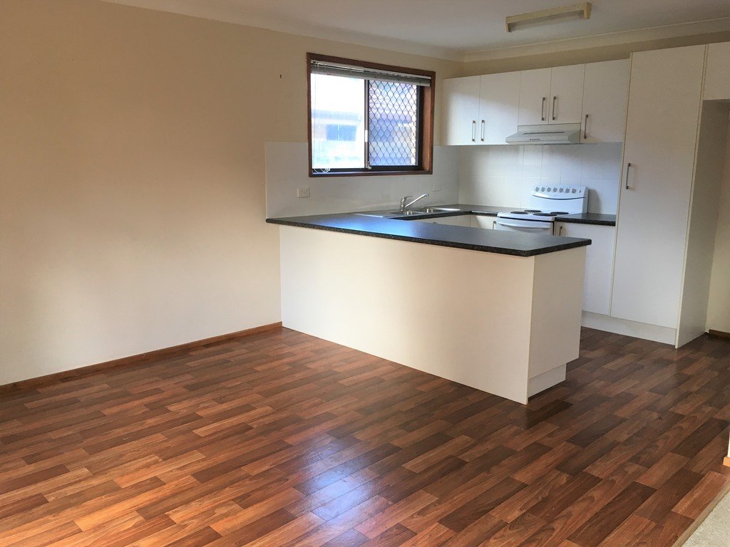 1/13 Shrike Court BURLEIGH WATERS 1