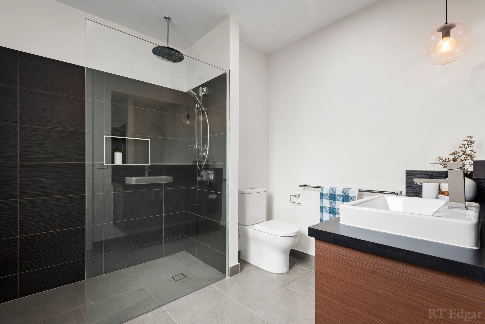 Real Estate and Property in 113 Sproat Street, Portarlington, VIC