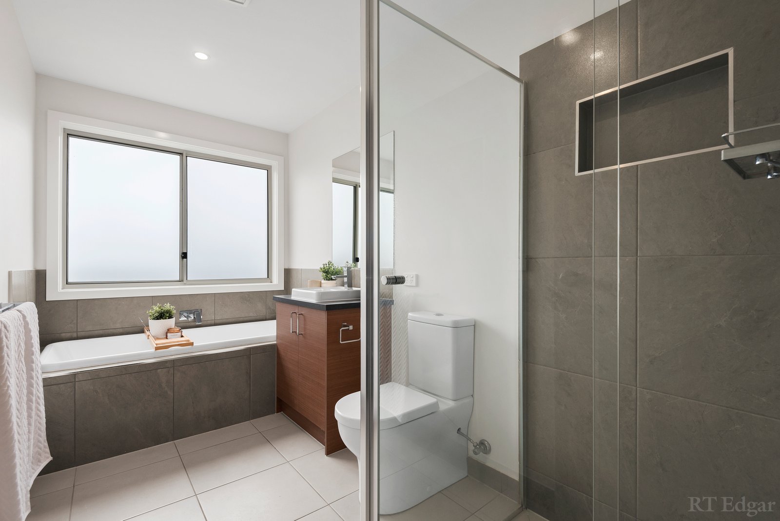 Real Estate and Property in 113 Sproat Street, Portarlington, VIC