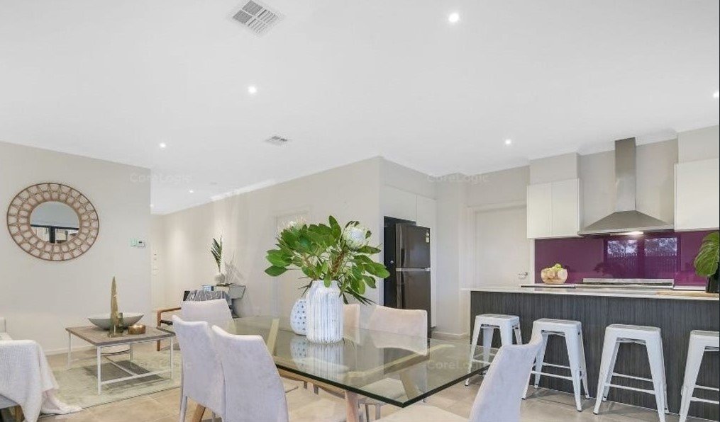 Gallery: 113 Stanley Street