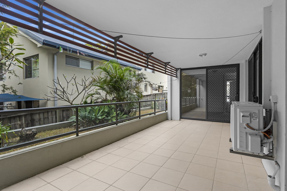 1/13 Stephens Street Burleigh Heads 2