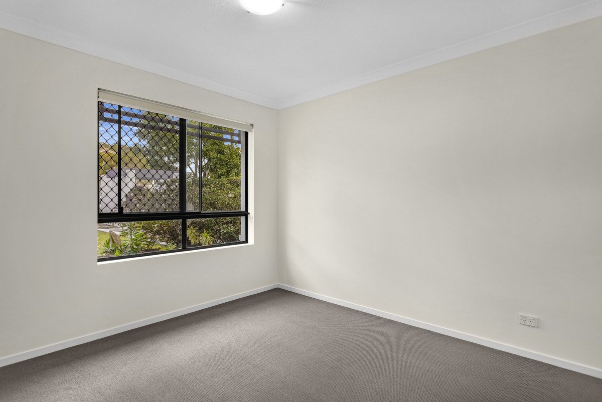 1/13 Stephens Street Burleigh Heads 10