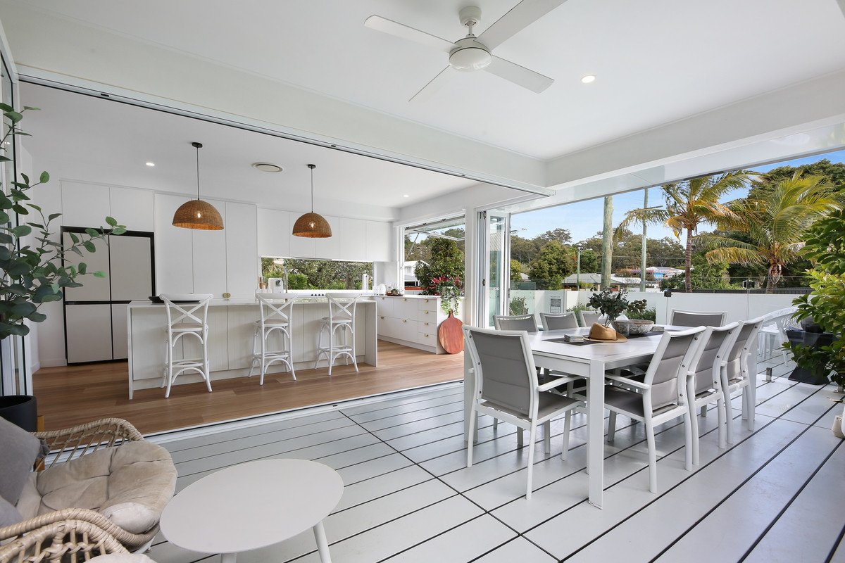 1/13 Tabilban Street Burleigh Heads 3