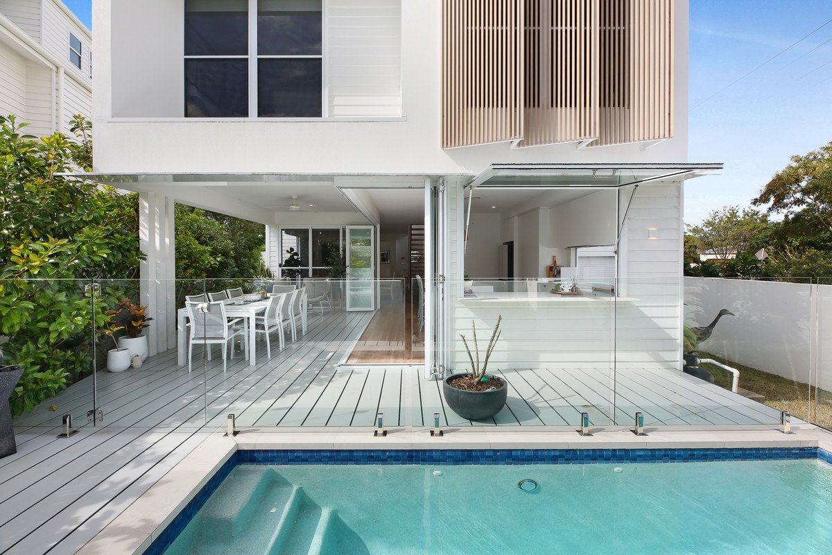 1/13 Tabilban Street Burleigh Heads 4