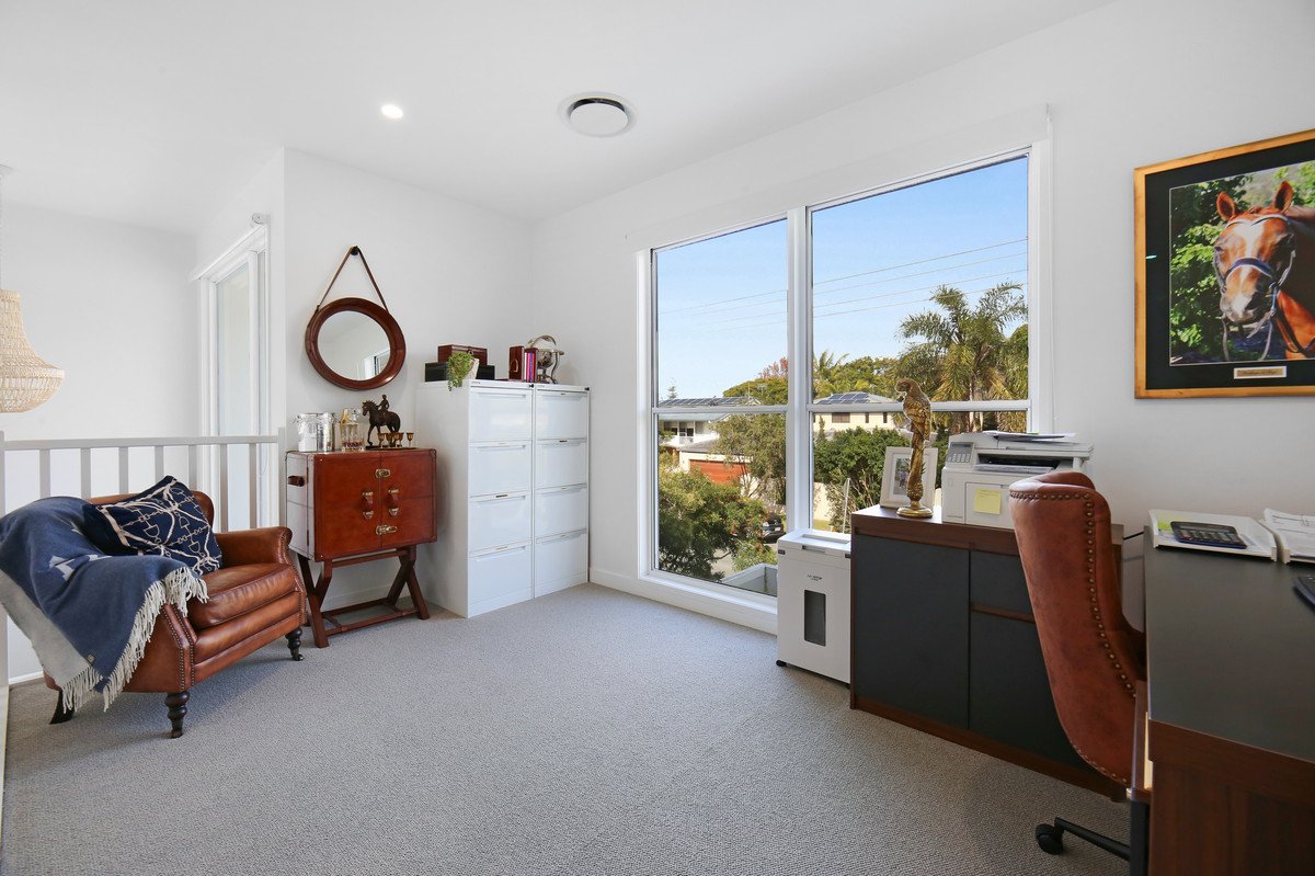 1/13 Tabilban Street Burleigh Heads 21