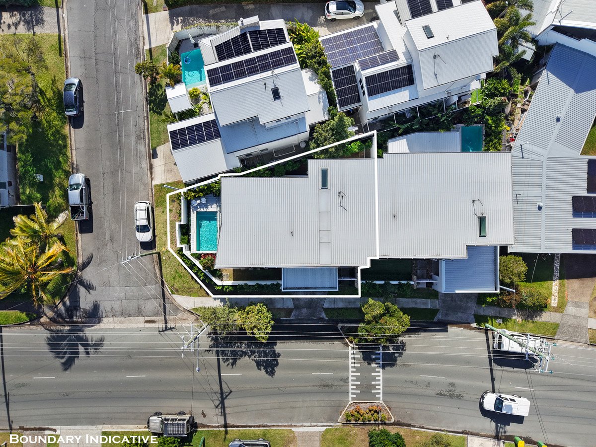 1/13 Tabilban Street Burleigh Heads 25