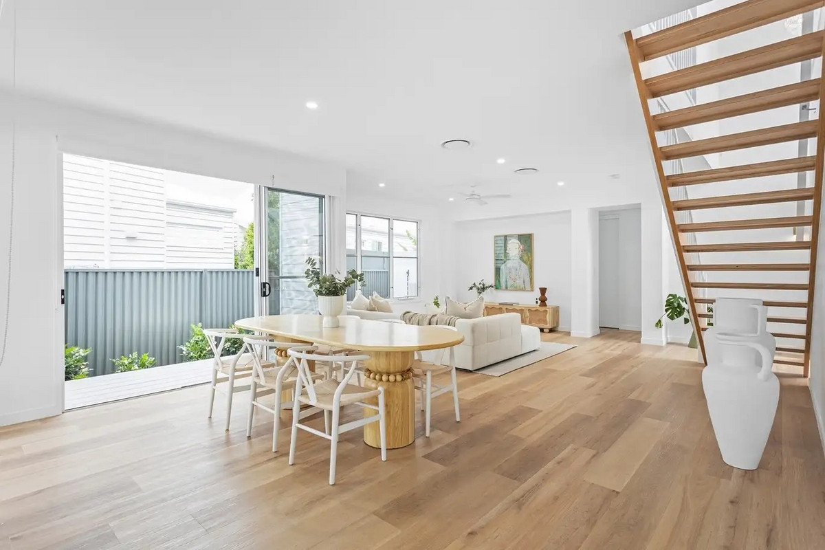 1/13 Tabilban Street Burleigh Heads 5