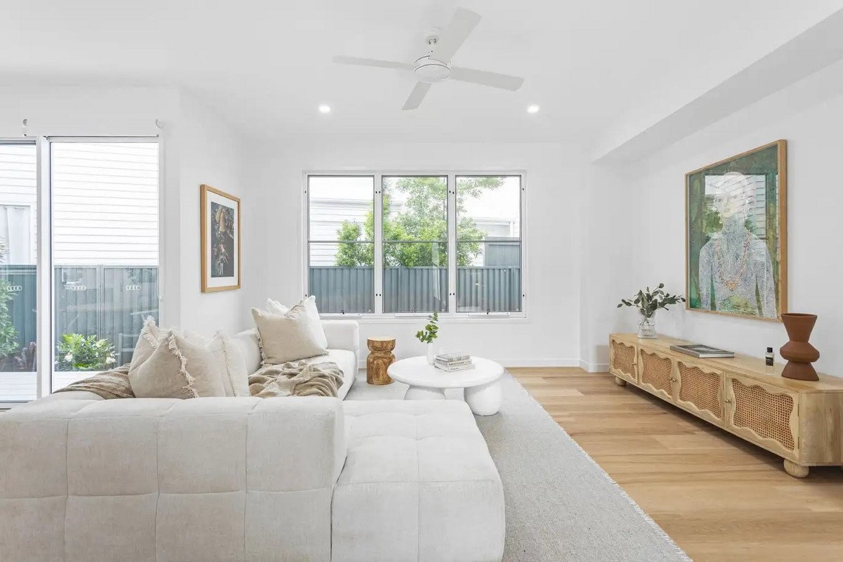 1/13 Tabilban Street Burleigh Heads 6