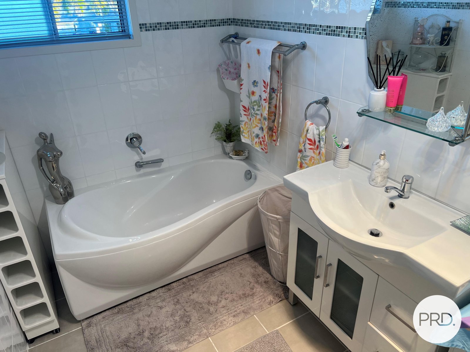 113 Tarcoola Drive BOYNE ISLAND 14