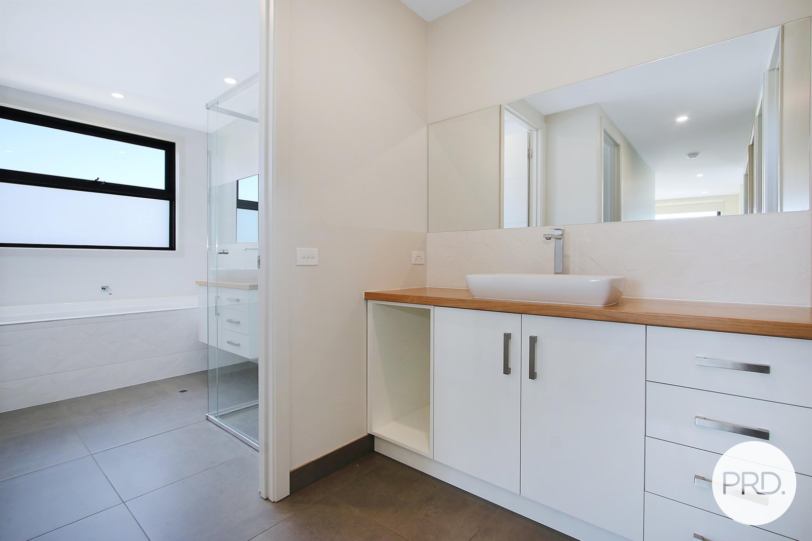 1/13 Tower Street WODONGA 8