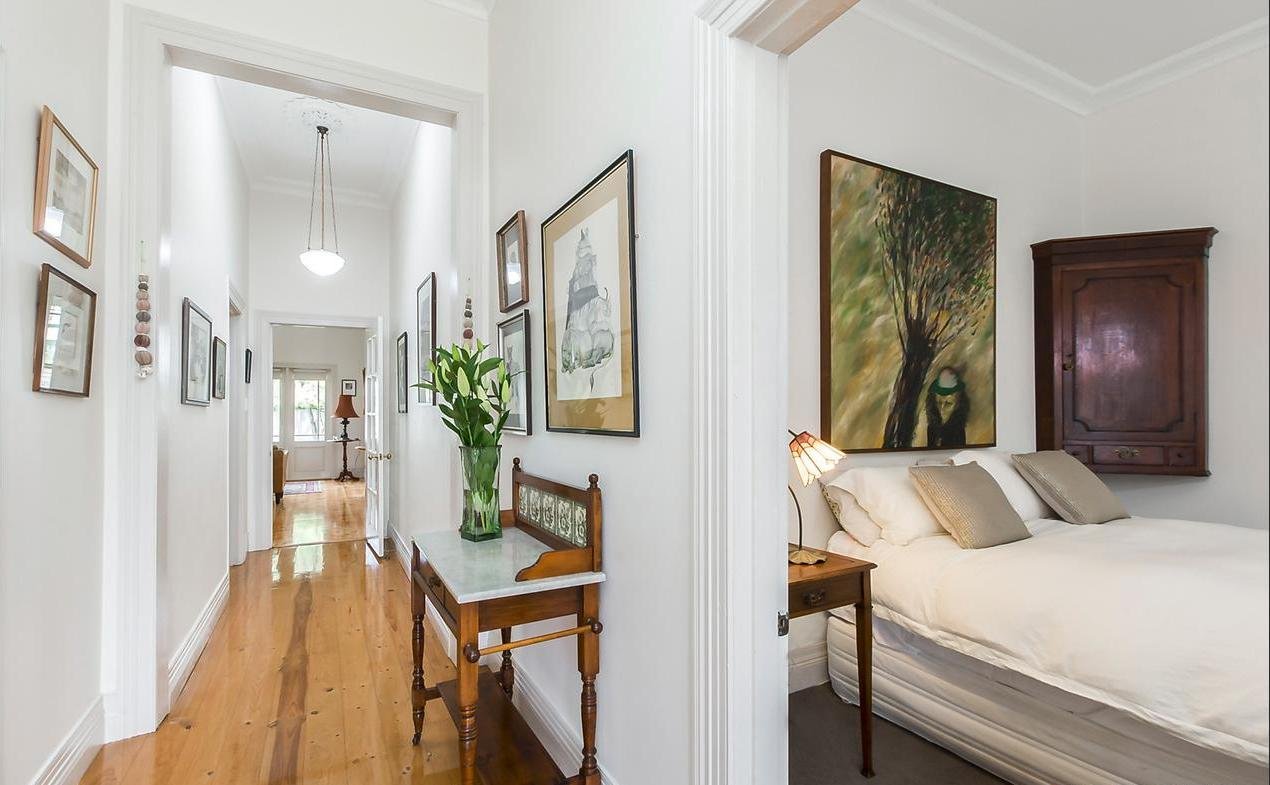 Gallery: 113 Weller Street