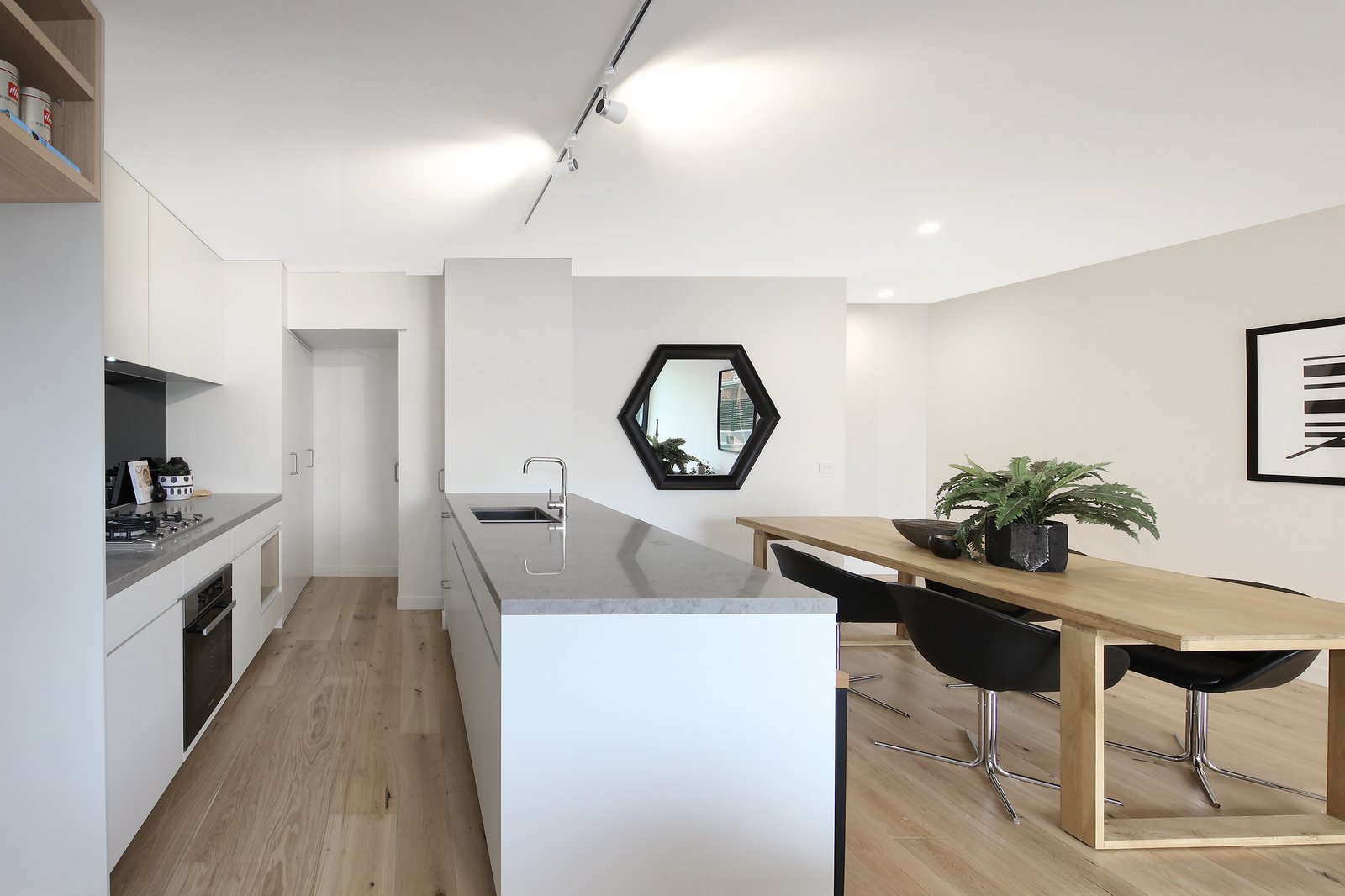 Real Estate and Property in 11/30-32 Prince Edward Avenue, Mckinnon, VIC