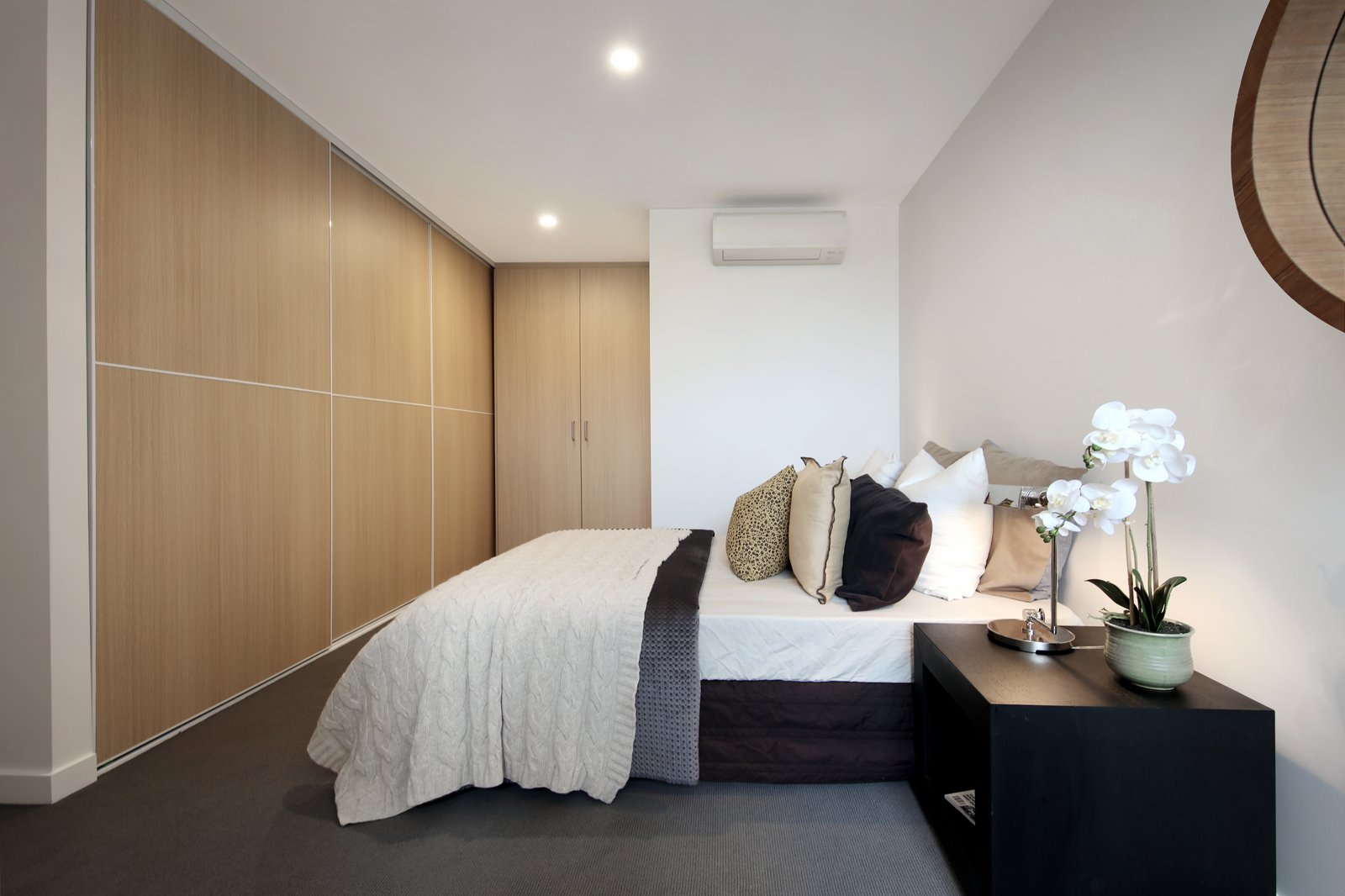 Real Estate and Property in 11/30-32 Prince Edward Avenue, Mckinnon, VIC