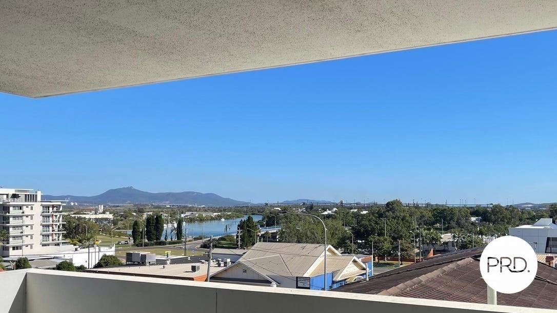 11/30 Goondoon Street GLADSTONE CENTRAL 10