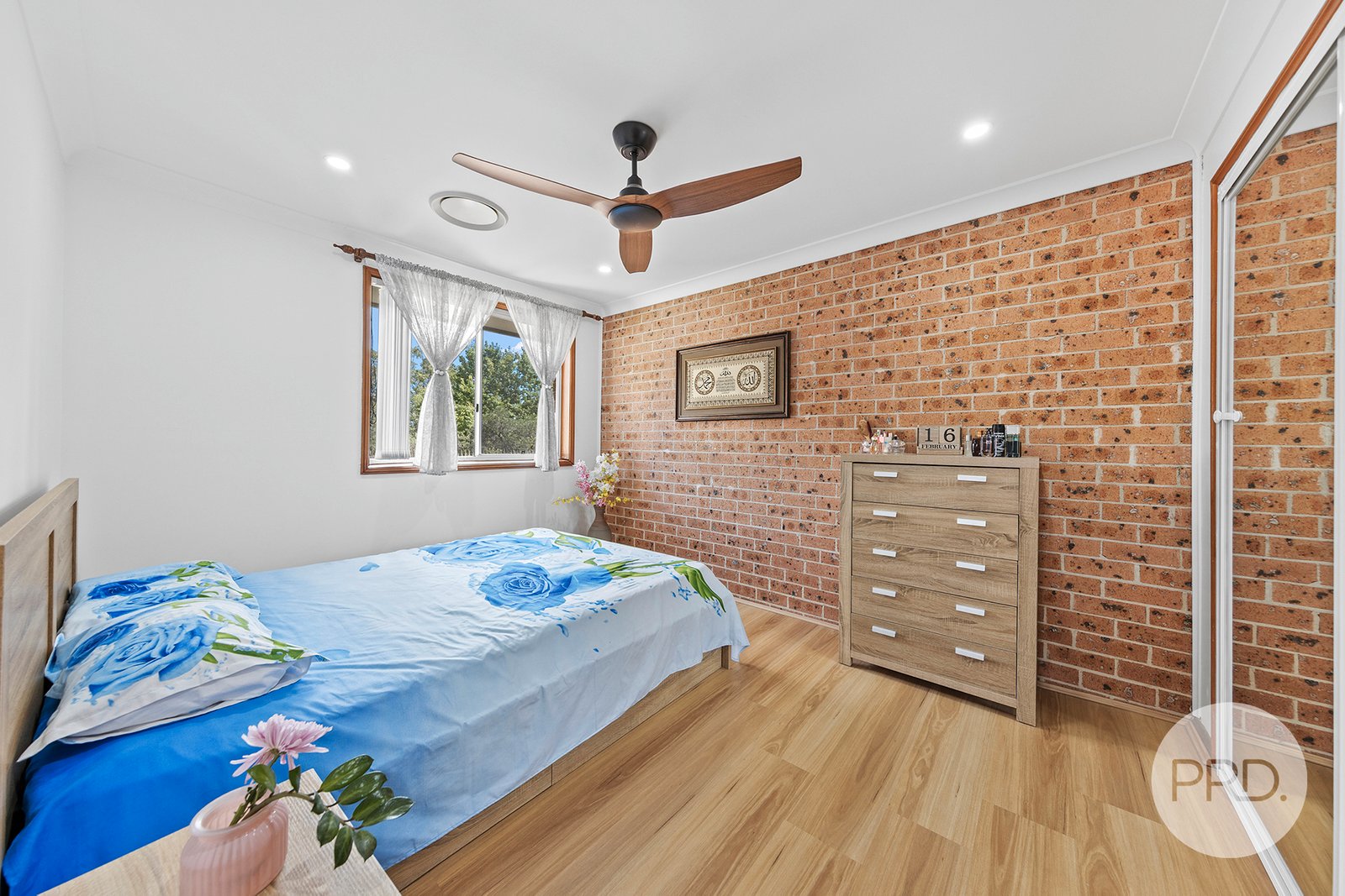 11/30 Kings Road INGLEBURN 8