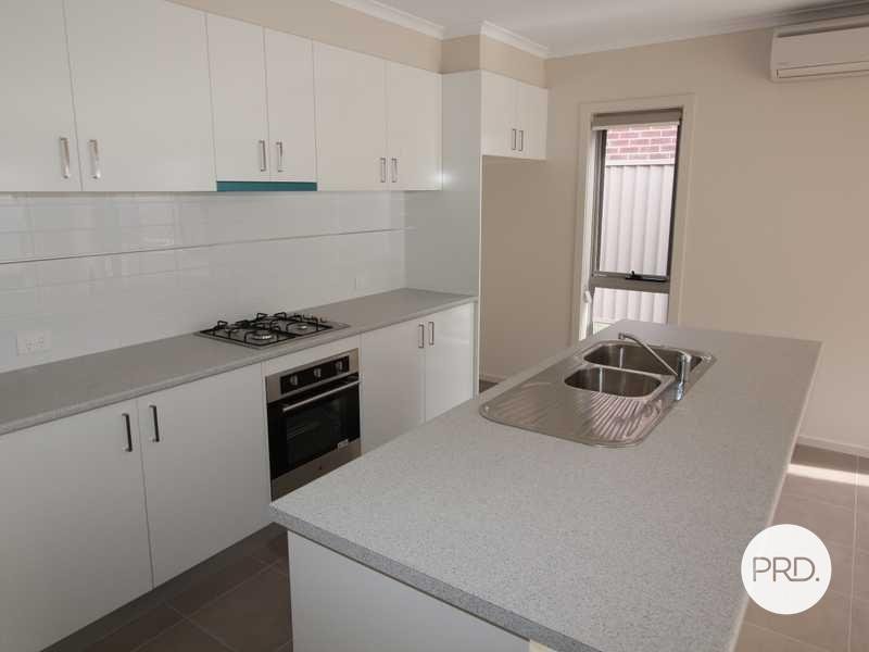 1/1306 Geelong Road MOUNT CLEAR 2