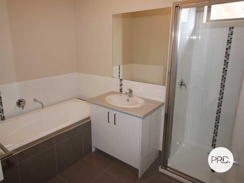 1/1306 Geelong Road MOUNT CLEAR 9