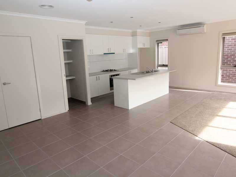 1/1306 Geelong Road MOUNT CLEAR 3