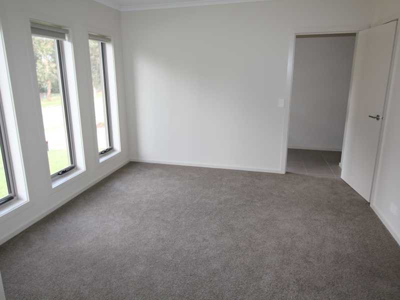 1/1306 Geelong Road MOUNT CLEAR 9
