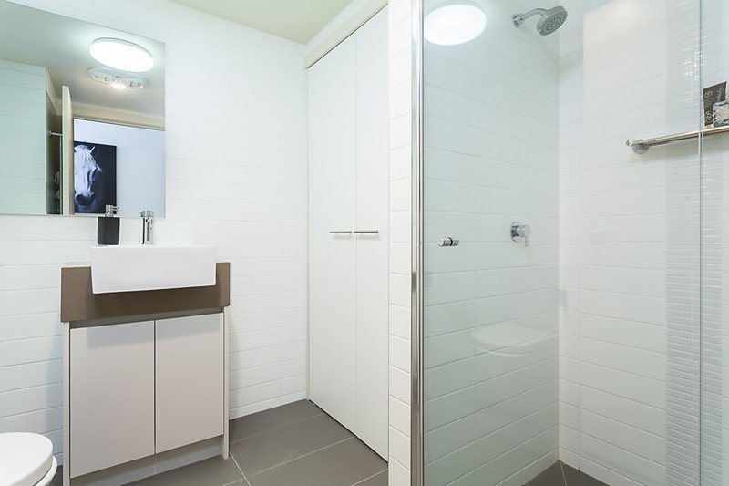 Gallery: 11/31-35 Como Parade