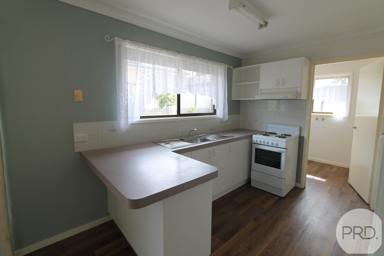 11/316 Lal Lal Street CANADIAN 10