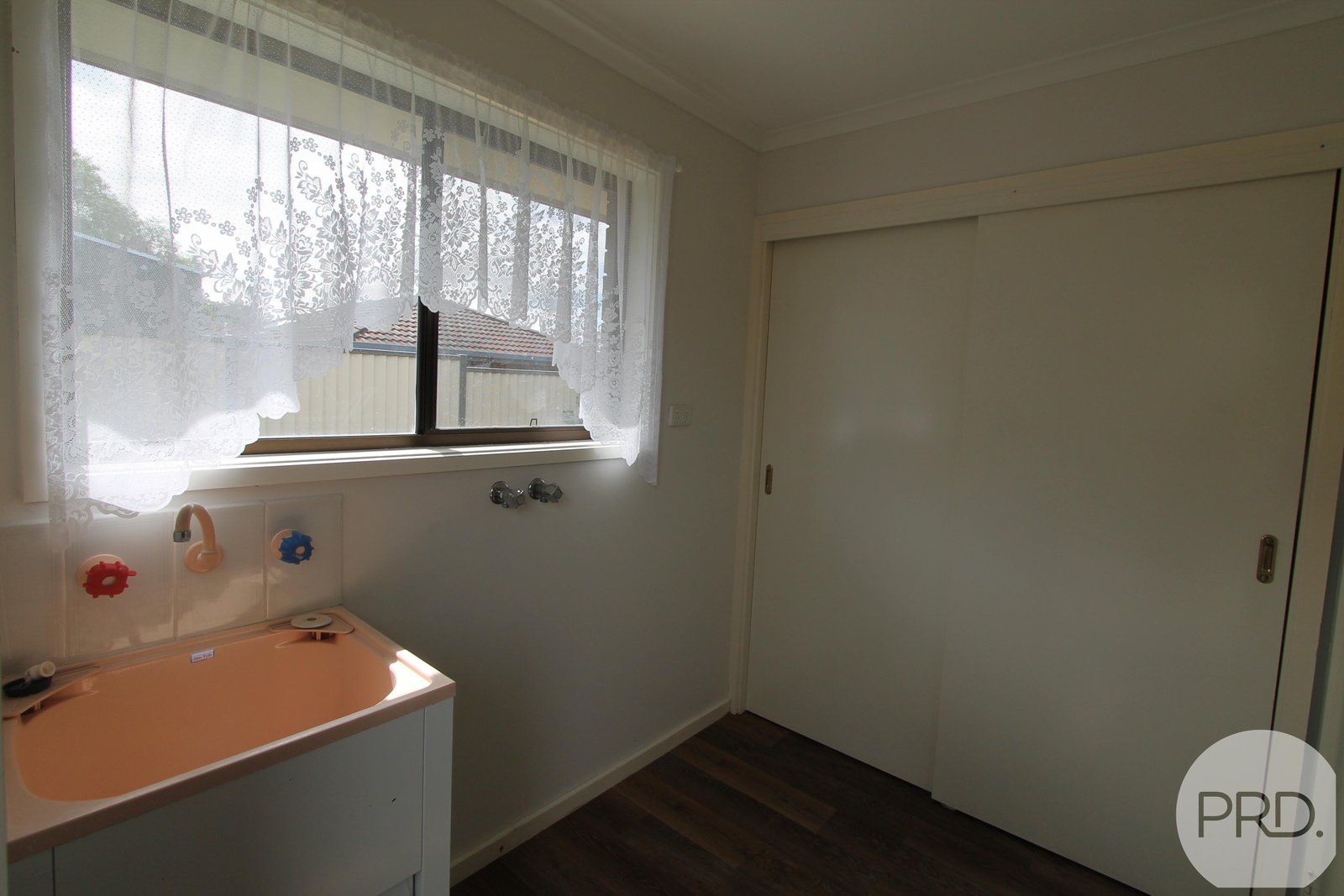 11/316 Lal Lal Street CANADIAN 12