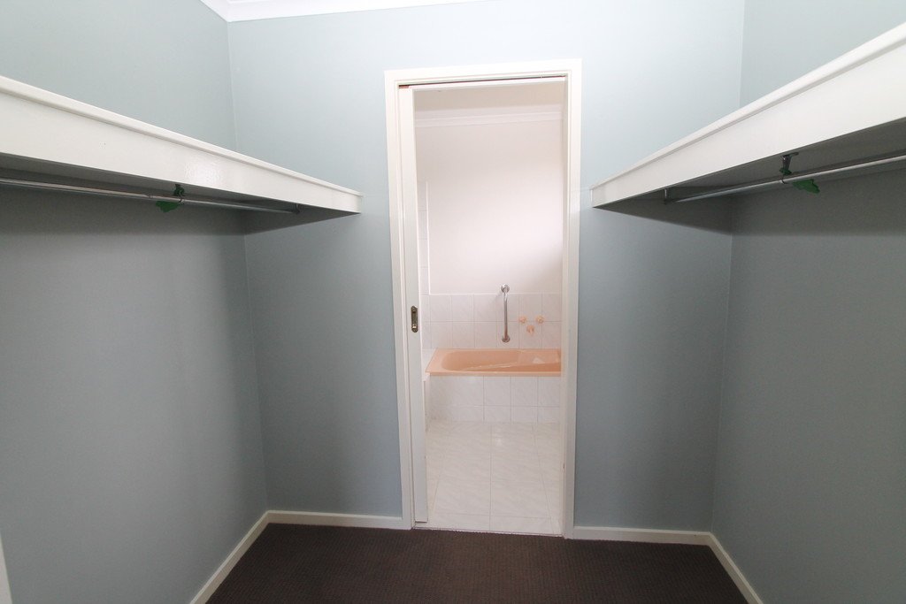 11/316 Lal Lal Street CANADIAN 5