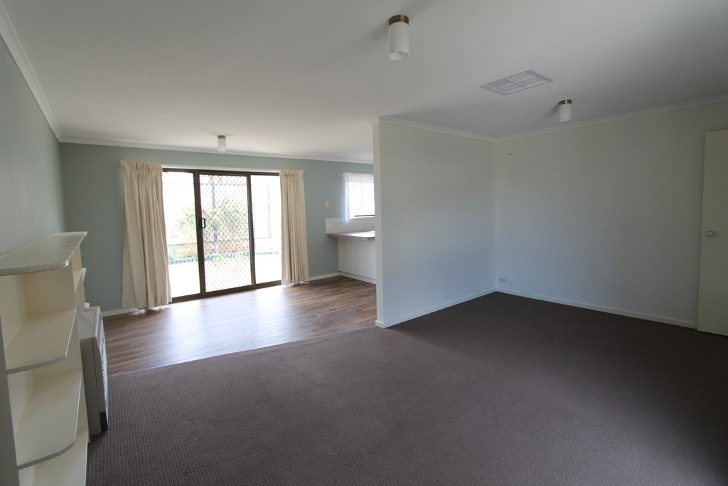 11/316 Lal Lal Street CANADIAN 8