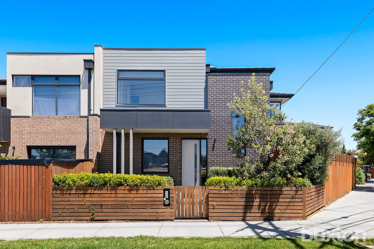 Gallery: 1/1318 Nepean Highway