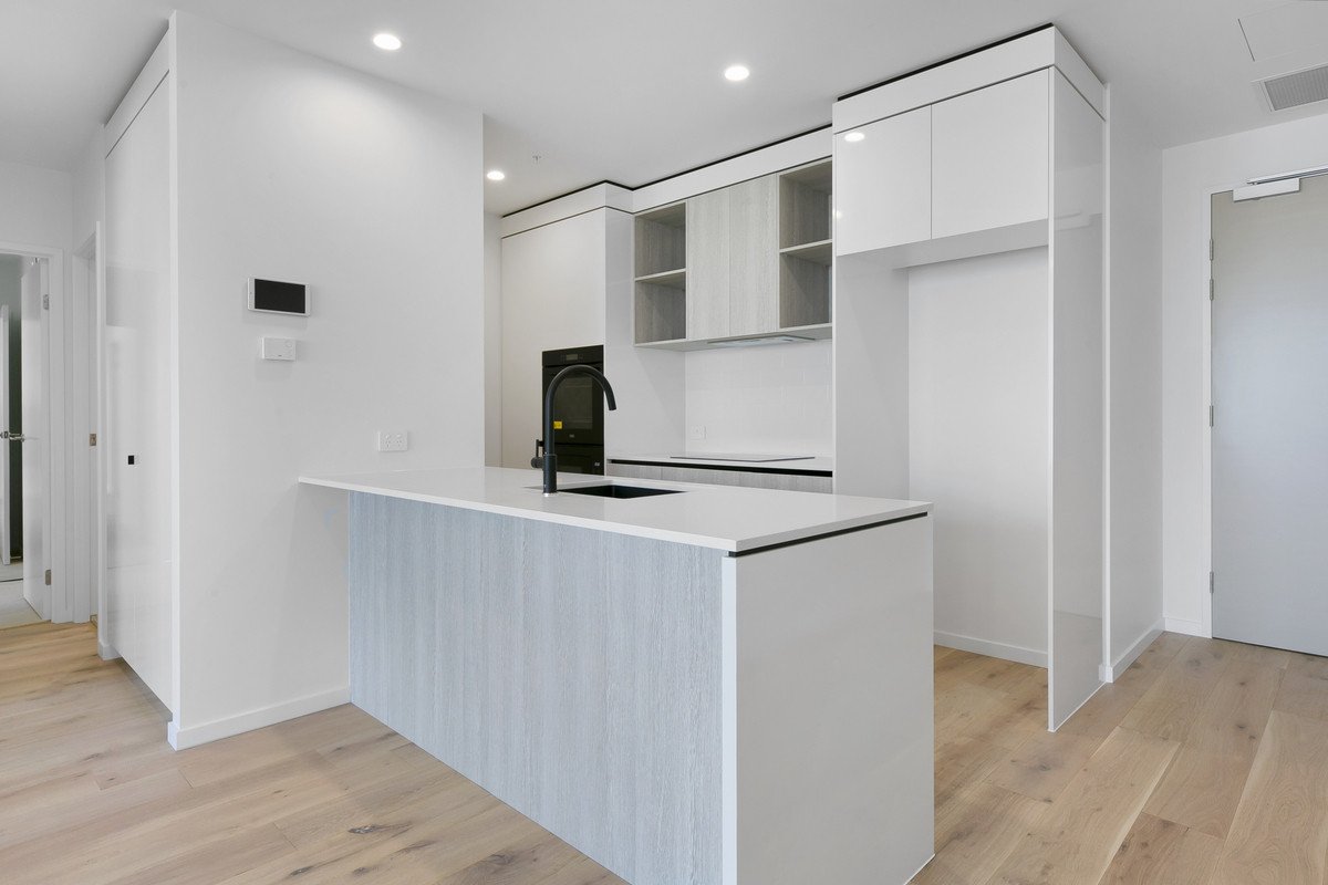 113/1969-1971 Gold Coast Highway Burleigh Heads 7