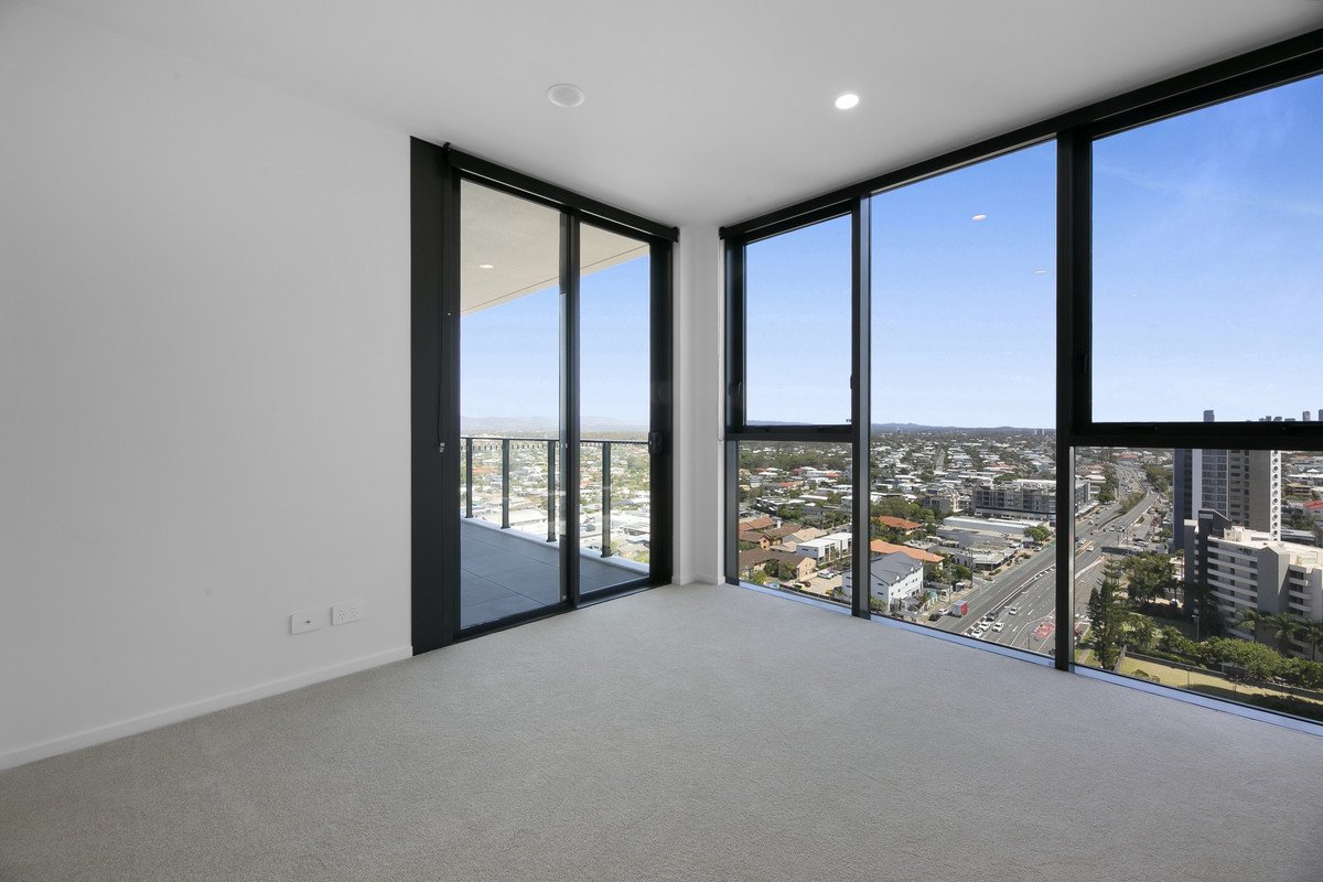 113/1969-1971 Gold Coast Highway Burleigh Heads 10