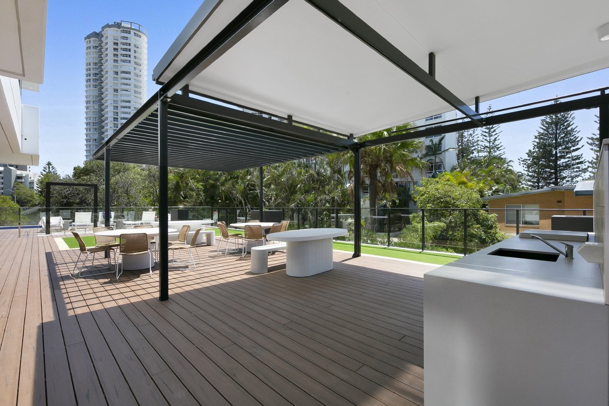 113/1969-1971 Gold Coast Highway Burleigh Heads 20